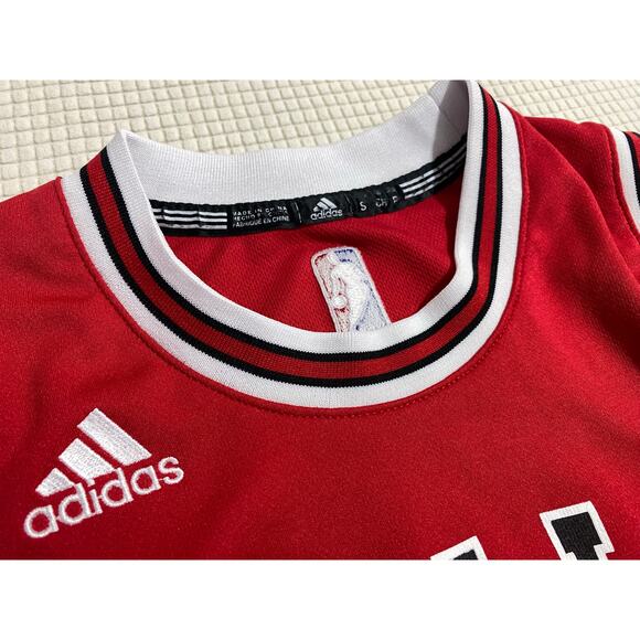 Chicago Bulls Dwyane Wade #3 Jersey Adidas Size Small Red NBA Basketball Tank - Picture 5 of 8